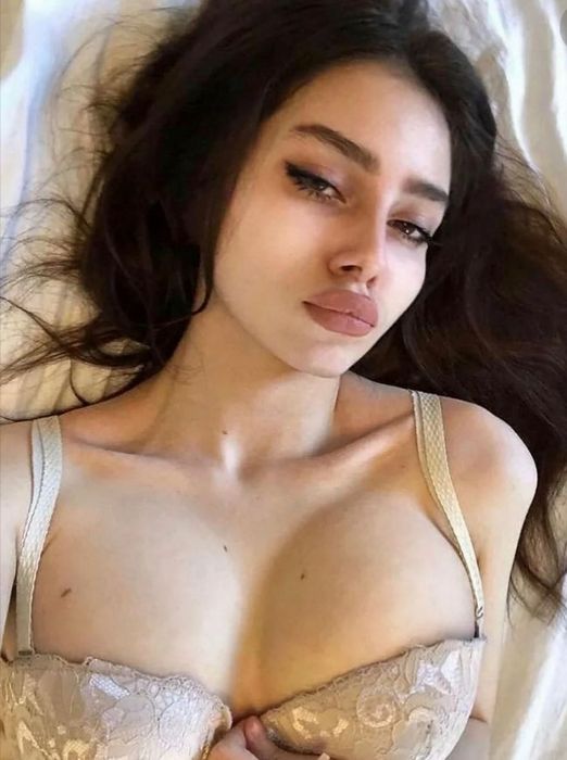 Ночные бабочки Ростова: Искусство быть незаметной в мире интим-досуга Ночные бабочки Ростова: Искусство быть незаметной в мире интим-досуга